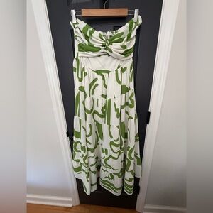 Billy J | Chic Strapless Green & White Dress
